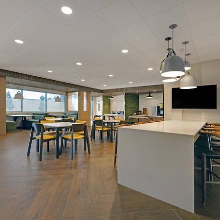 Fairfield By Marriott Inn & Suites Denver Airport At Gateway Park Bagian luar foto