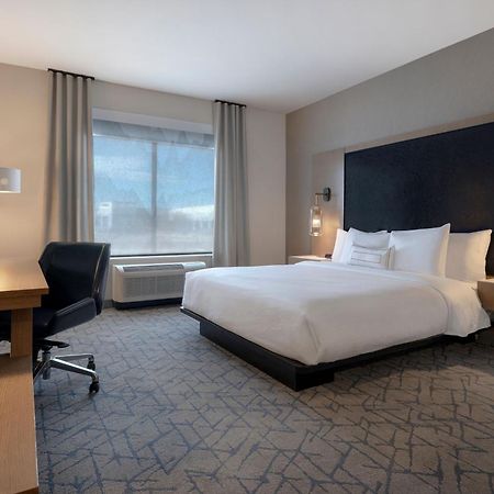 Fairfield By Marriott Inn & Suites Denver Airport At Gateway Park Bagian luar foto
