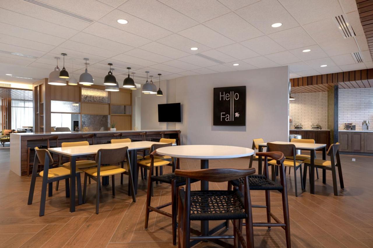 Fairfield By Marriott Inn & Suites Denver Airport At Gateway Park Bagian luar foto