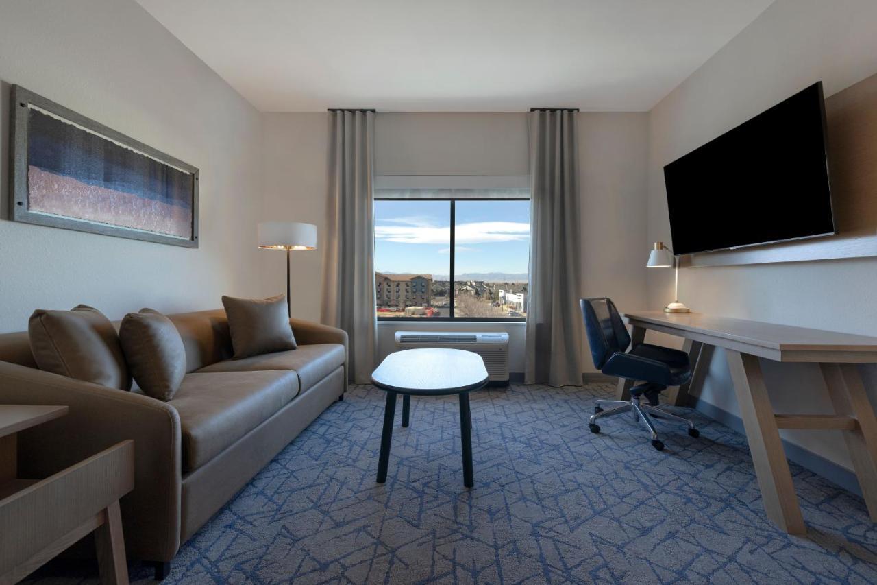 Fairfield By Marriott Inn & Suites Denver Airport At Gateway Park Bagian luar foto