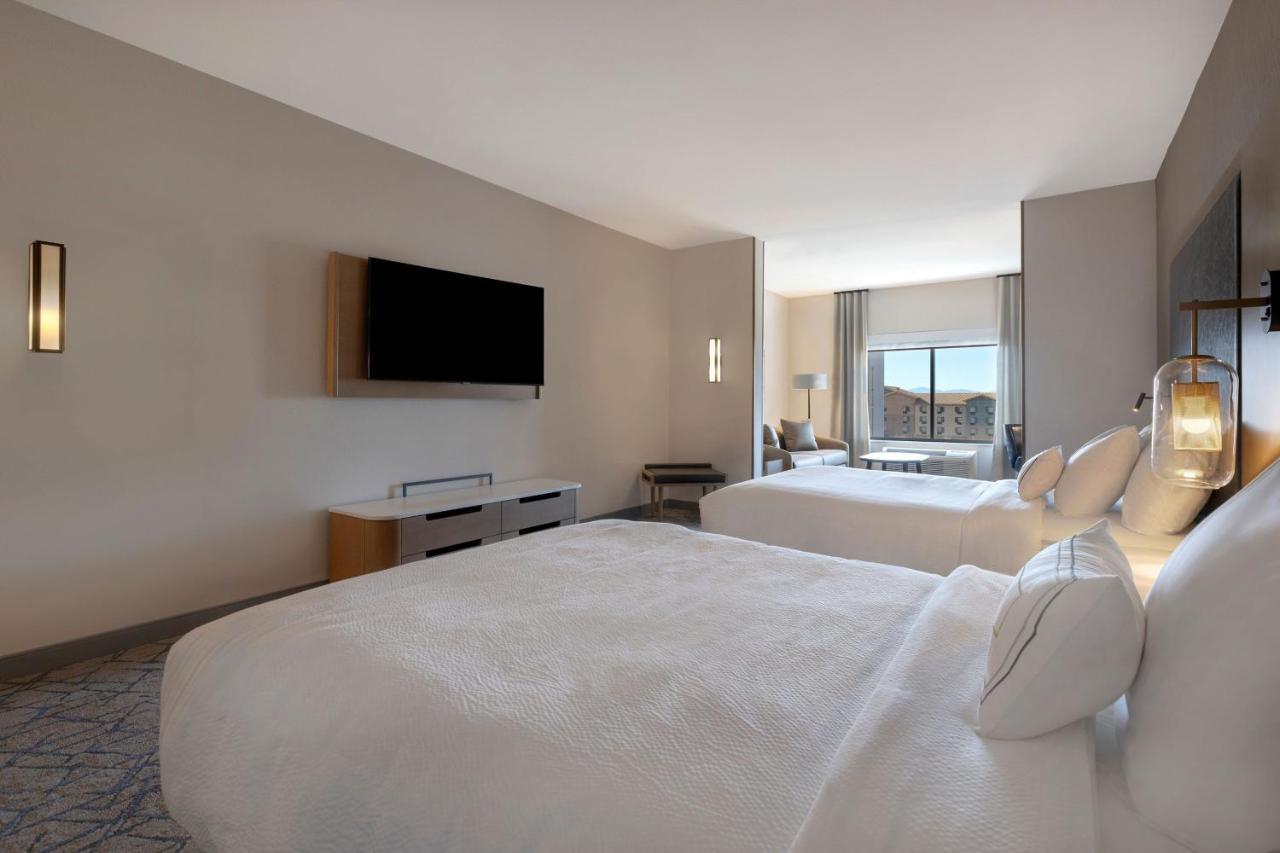 Fairfield By Marriott Inn & Suites Denver Airport At Gateway Park Bagian luar foto